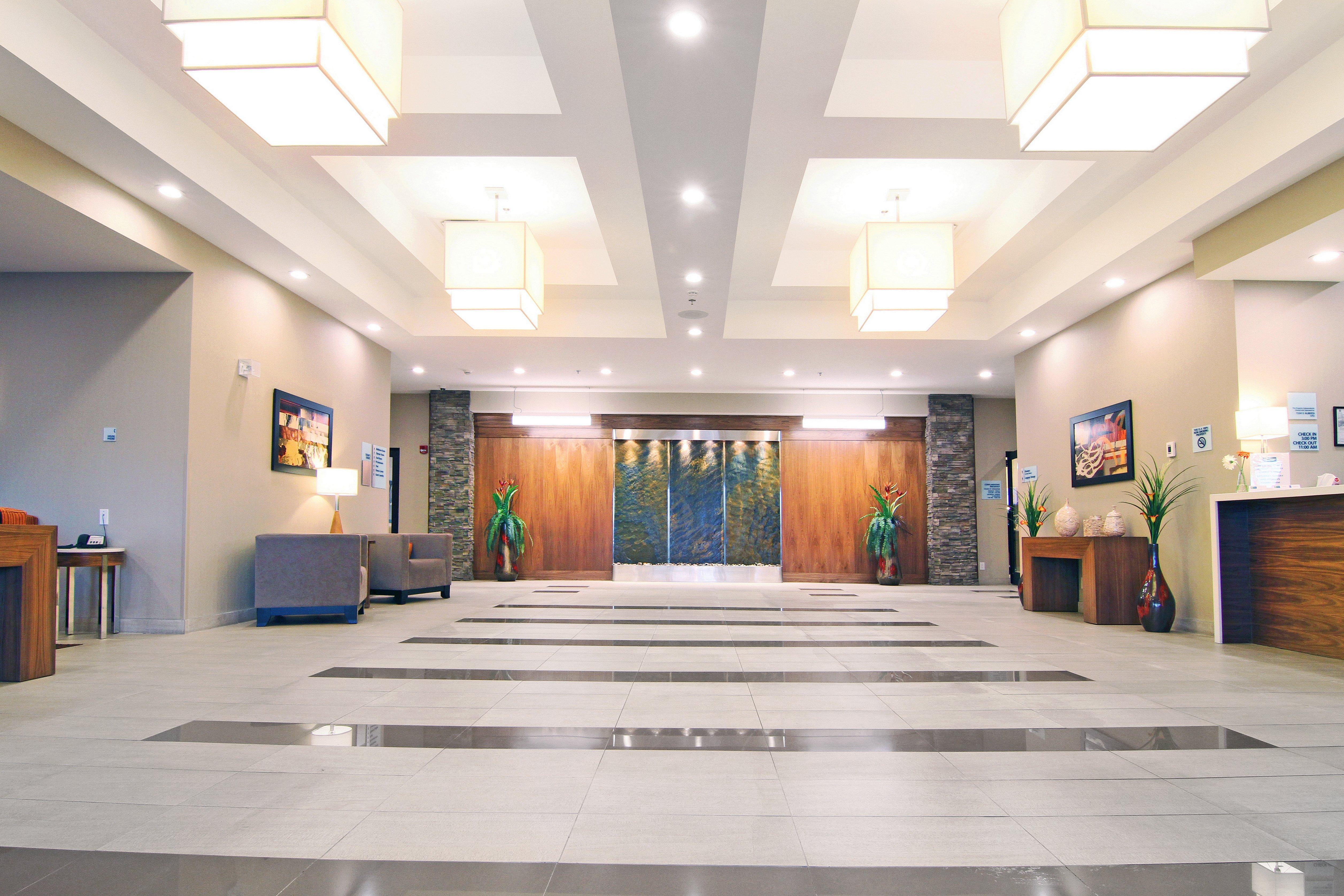 Holiday Inn Express And Suites Calgary University By Ihg Exteriör bild