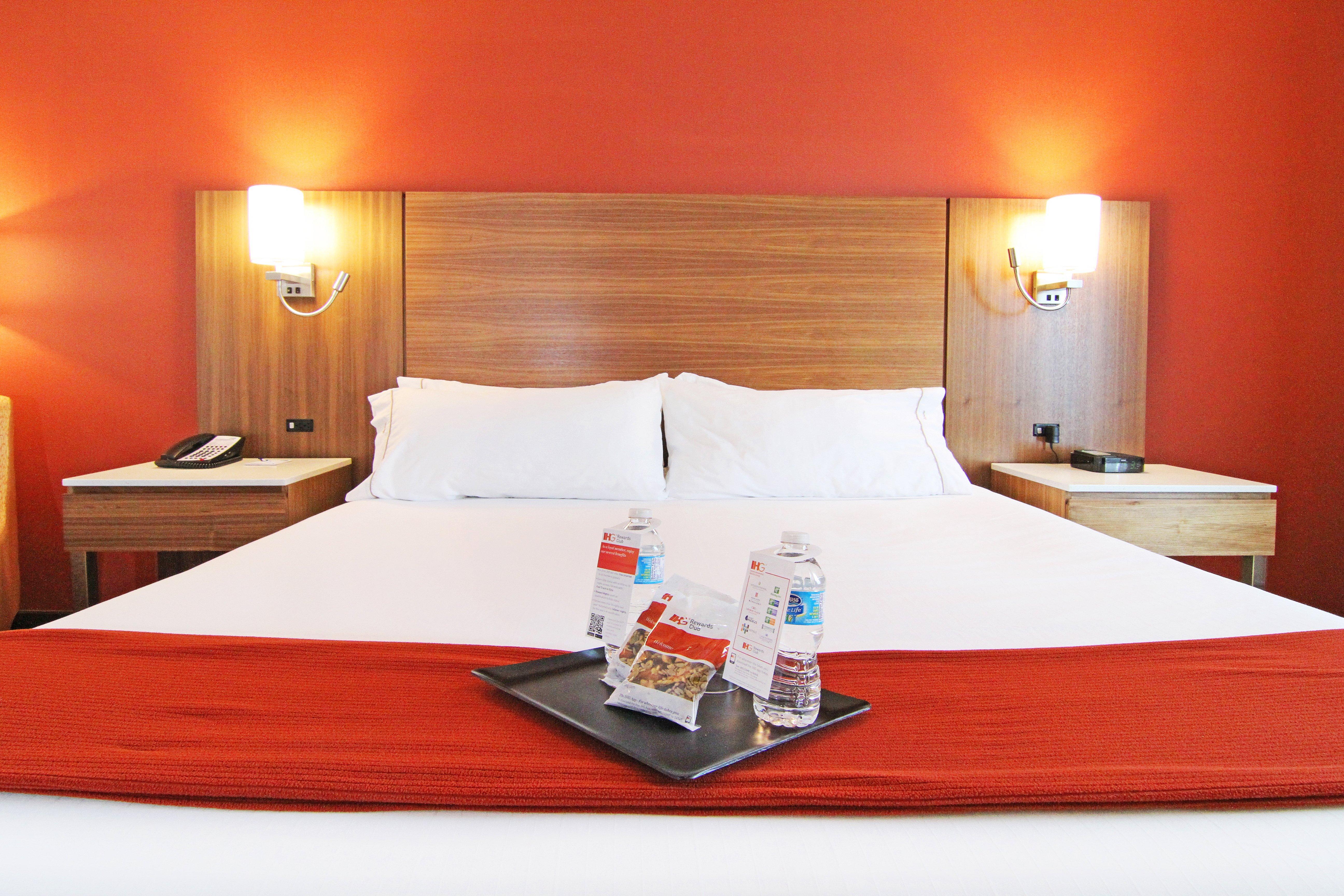 Holiday Inn Express And Suites Calgary University By Ihg Exteriör bild
