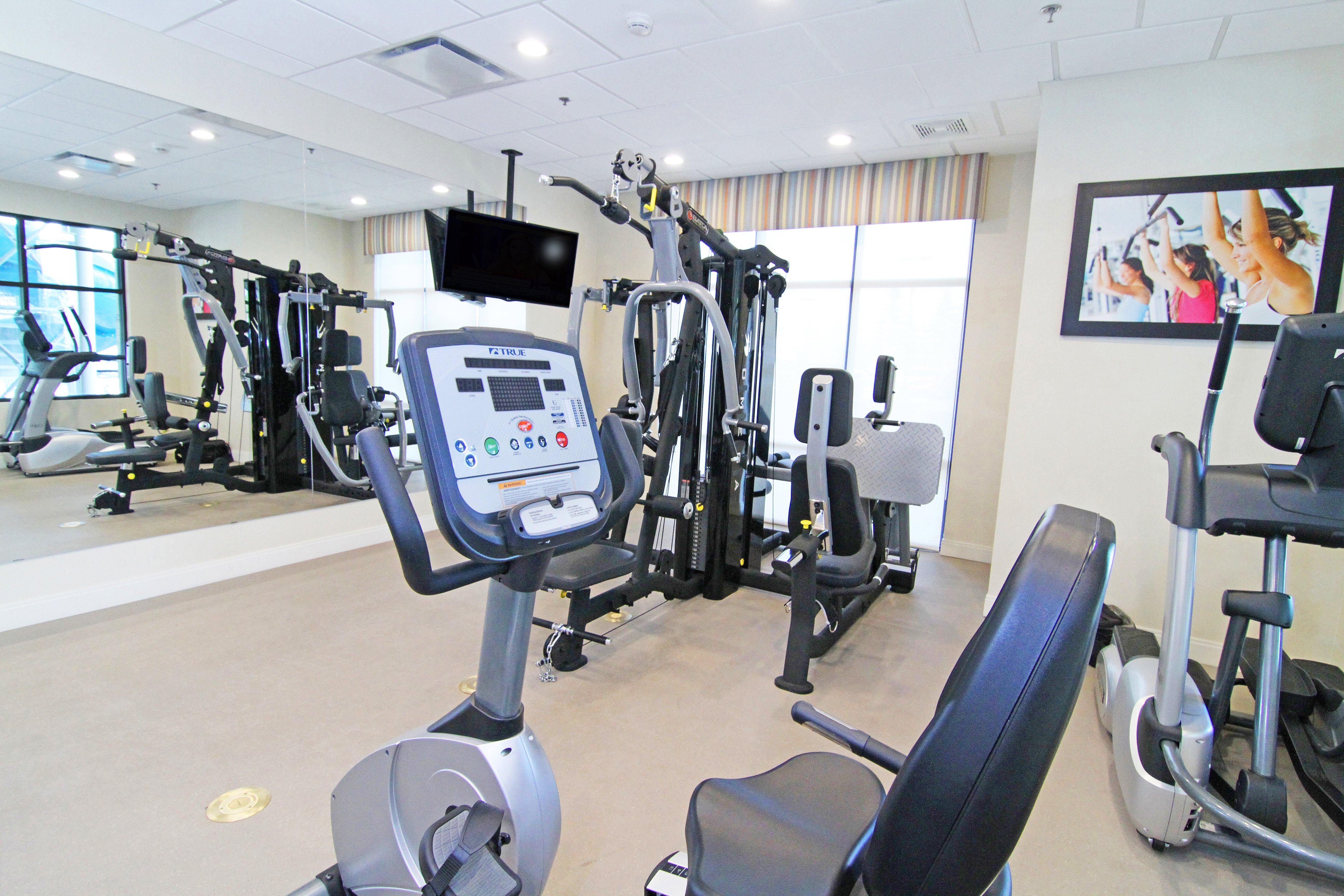 Holiday Inn Express And Suites Calgary University By Ihg Exteriör bild