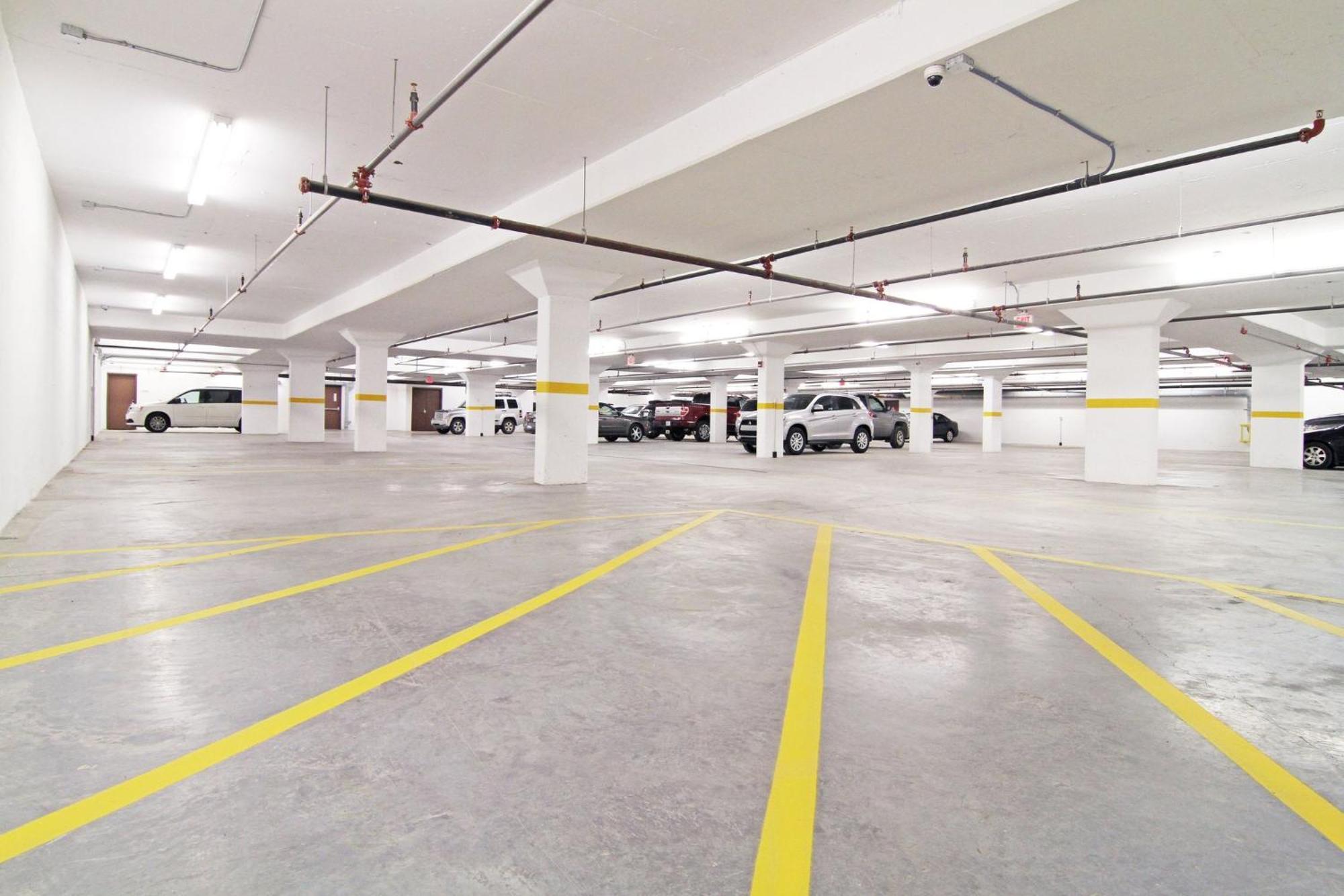 Holiday Inn Express And Suites Calgary University By Ihg Exteriör bild